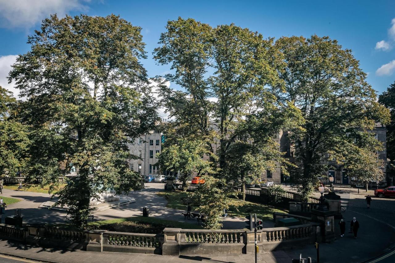 Dalton Sq Apartment 2 لانكاستير المظهر الخارجي الصورة